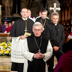 Stephansdom: Österreich nahm Abschied von Papst Franziskus / Erzdiözese Wien/ Schönlaub, Stephan Schönlaub Stephansdom: Österreich nahm Abschied von Papst Franziskus